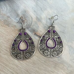 Stylish hanging beaded earrings